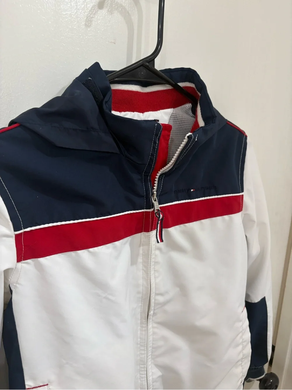 Tommy Hilfiger Kids Colorblock Hooded Rain Jacket windbreaker